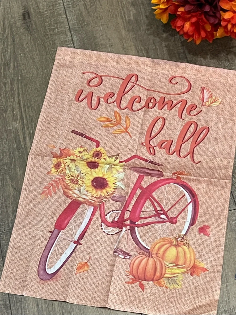 Welcome Fall Decorative Garden Flags - w/pumpkin shaped floral Pots GUC